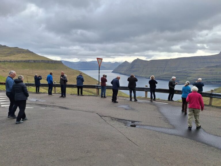 01 25 05 11 01 Ovenfro Funningur