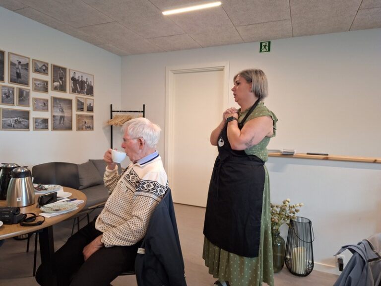 13 25 05 09 08 Varmakeldugardurin